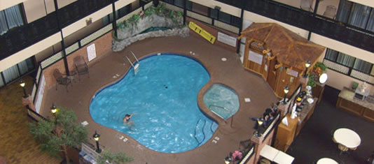 Indoor Pool at the Hampton Inn by Hilton at the Falls